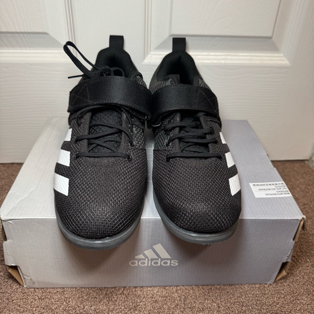 Adidas powerlift shoes
